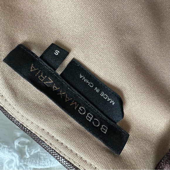 Stunning BCBG marron tule and gold polka dots dress - Picture 4 of 4